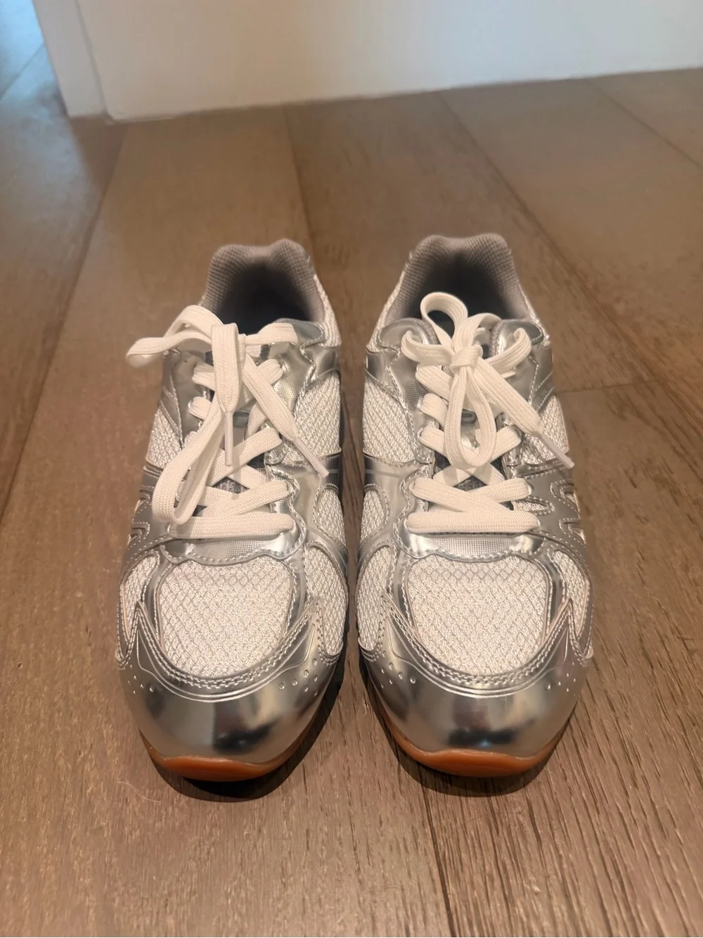 Marc Jacobs Silver and White Women's Sneakers